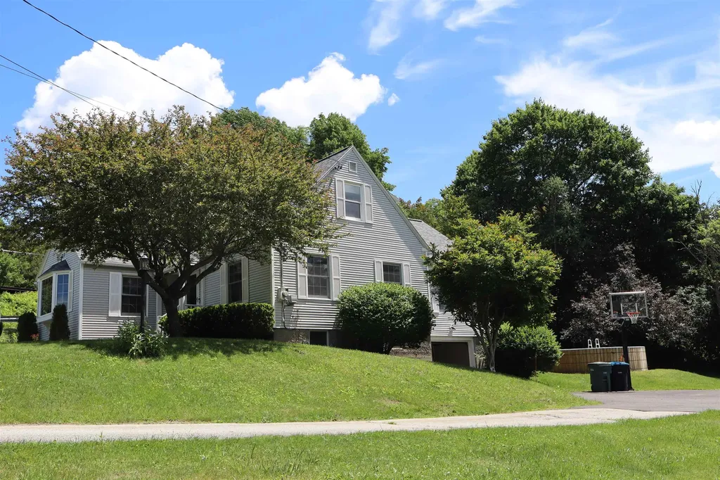 81 Onward Street Barre City VT 05641