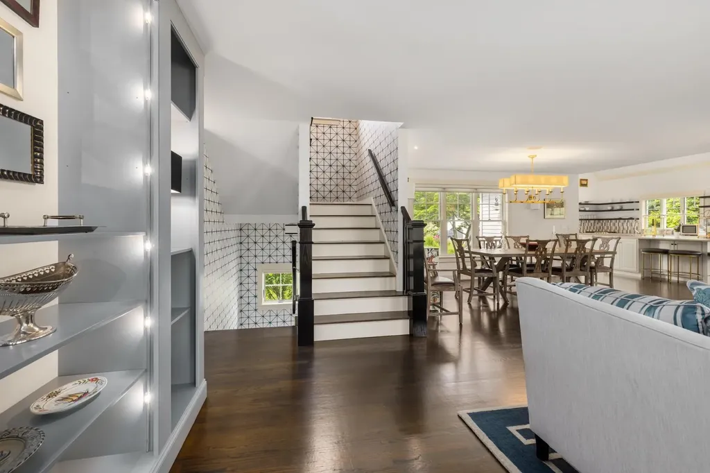 31 Pleasant Point Drive Portsmouth NH 03801