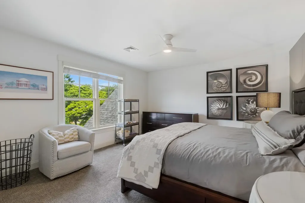 31 Pleasant Point Drive Portsmouth NH 03801