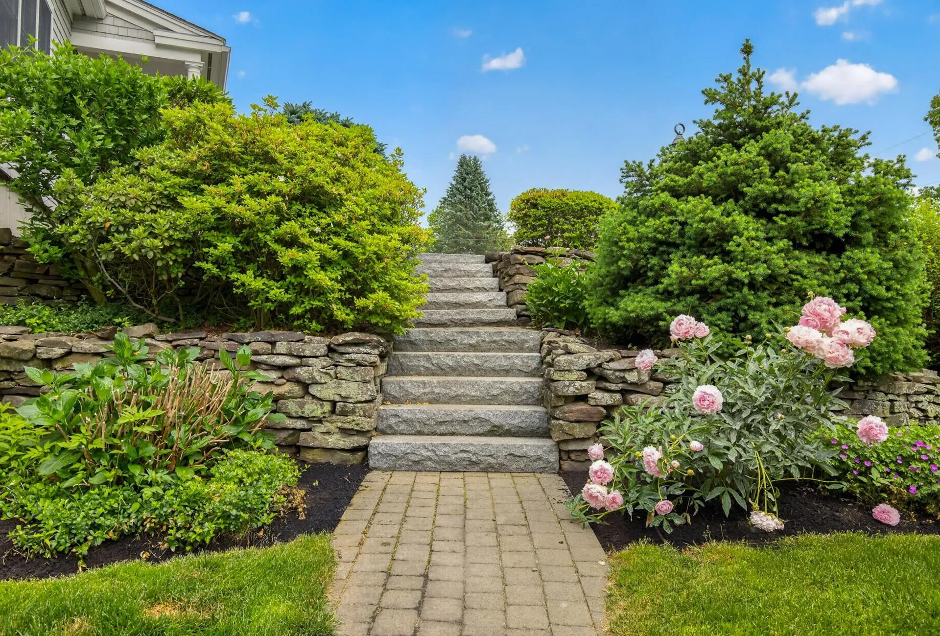 31 Pleasant Point Drive Portsmouth NH 03801