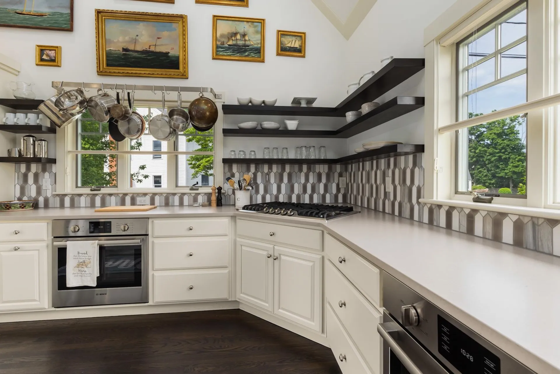31 Pleasant Point Drive Portsmouth NH 03801