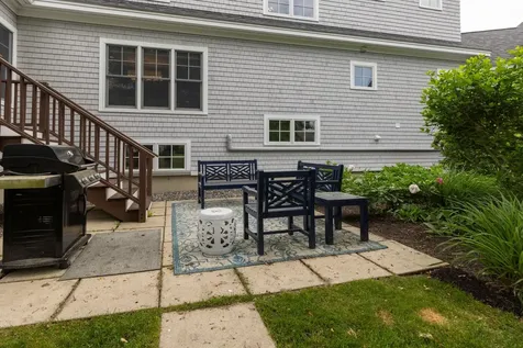 31 Pleasant Point Drive Portsmouth NH 03801
