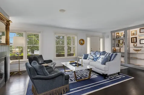 31 Pleasant Point Drive Portsmouth NH 03801