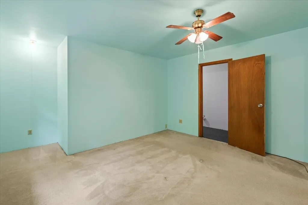 10 Castle Hill Lane Westford VT 05494