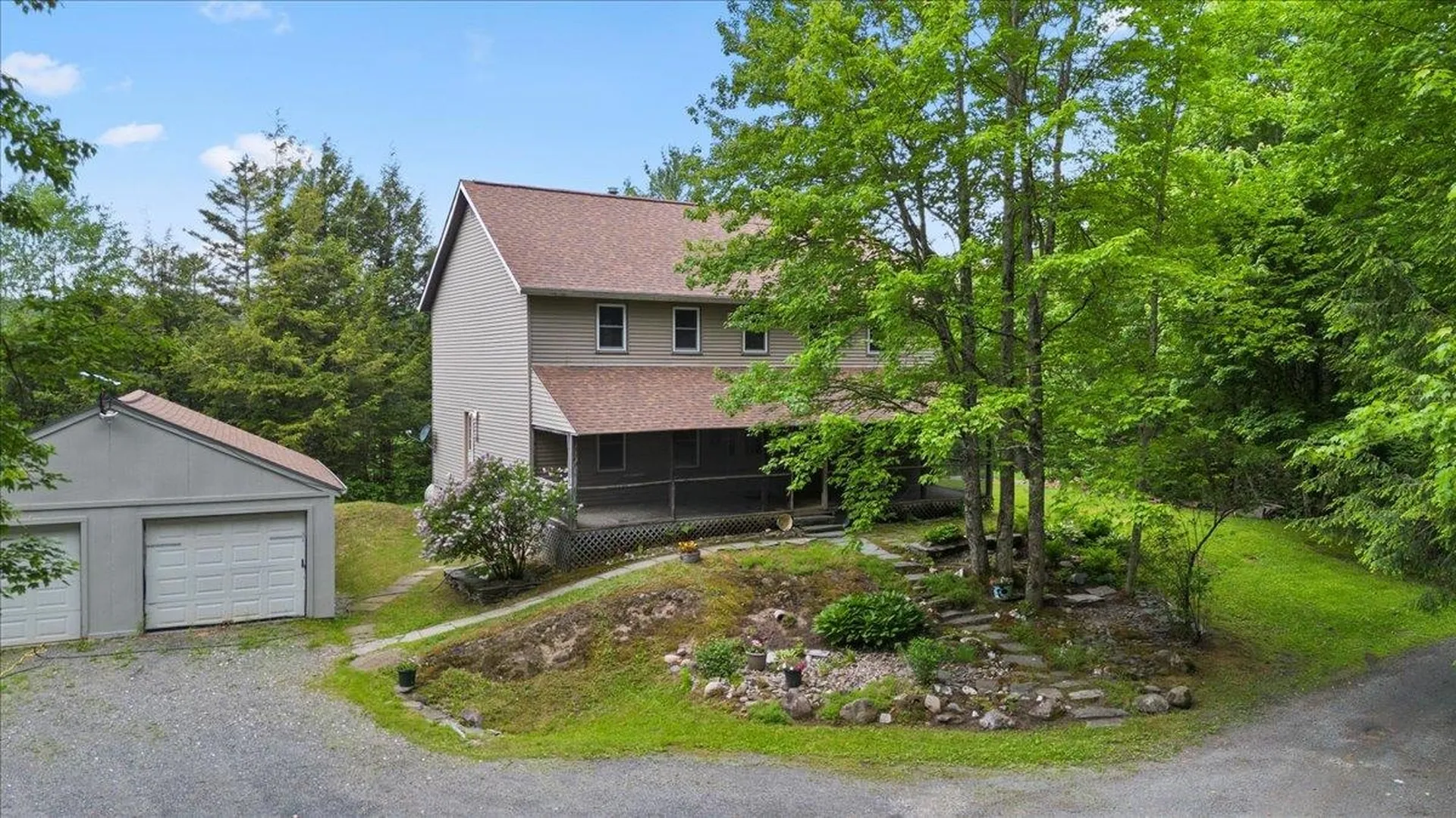 Westford VT, 10 Castle Hill Lane