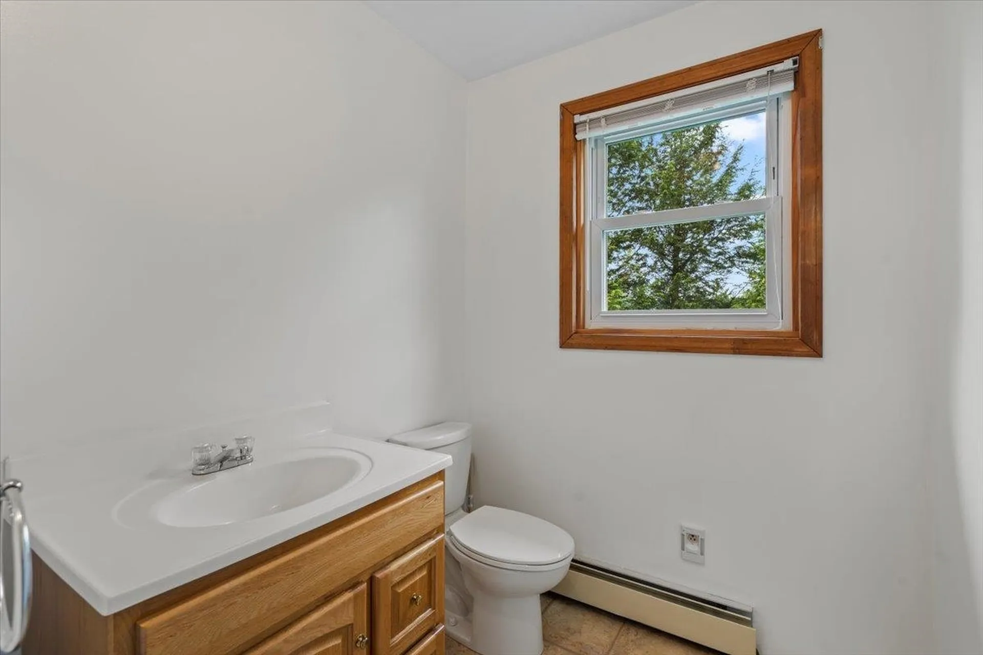 10 Castle Hill Lane Westford VT 05494