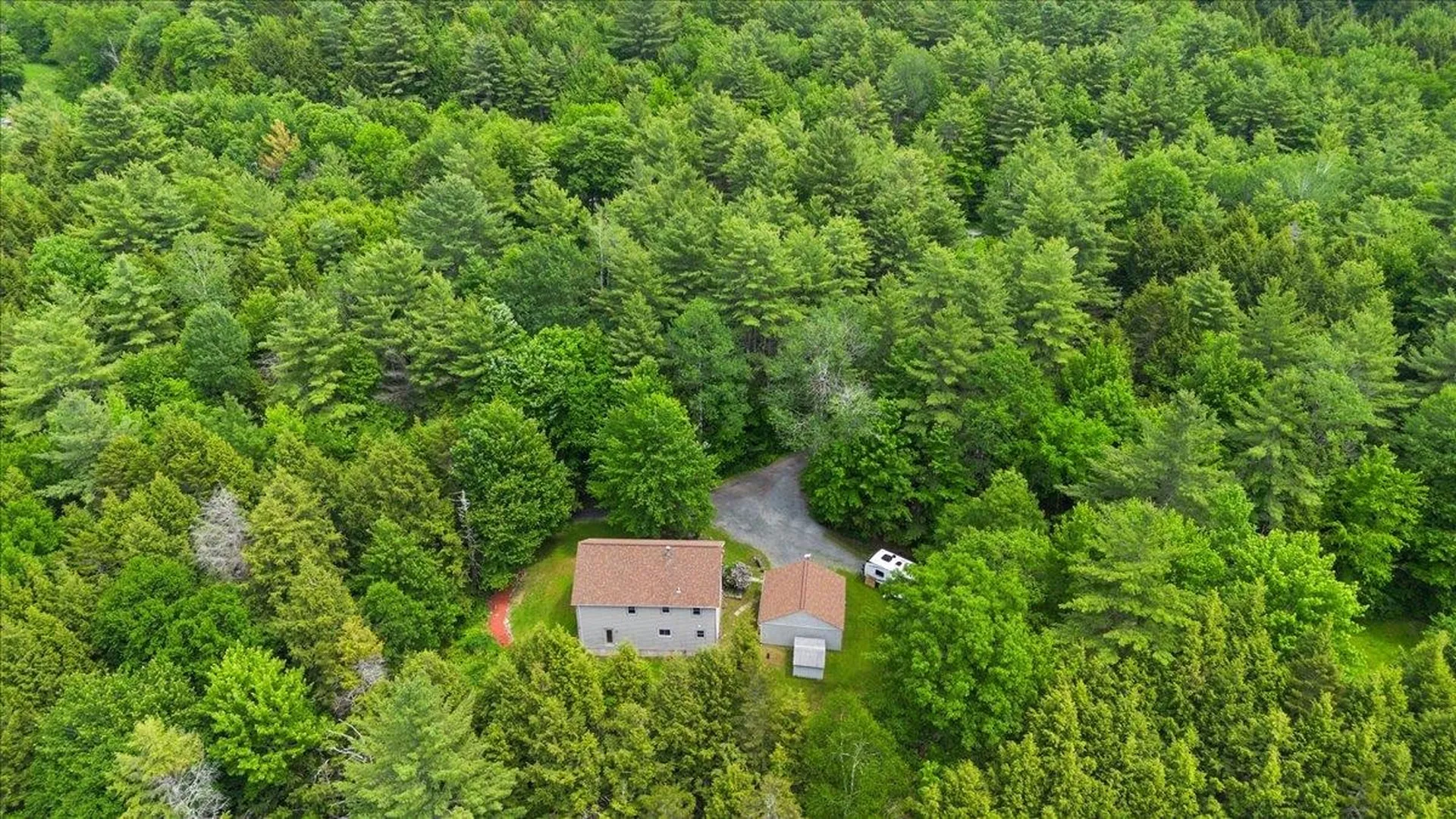 10 Castle Hill Lane Westford VT 05494