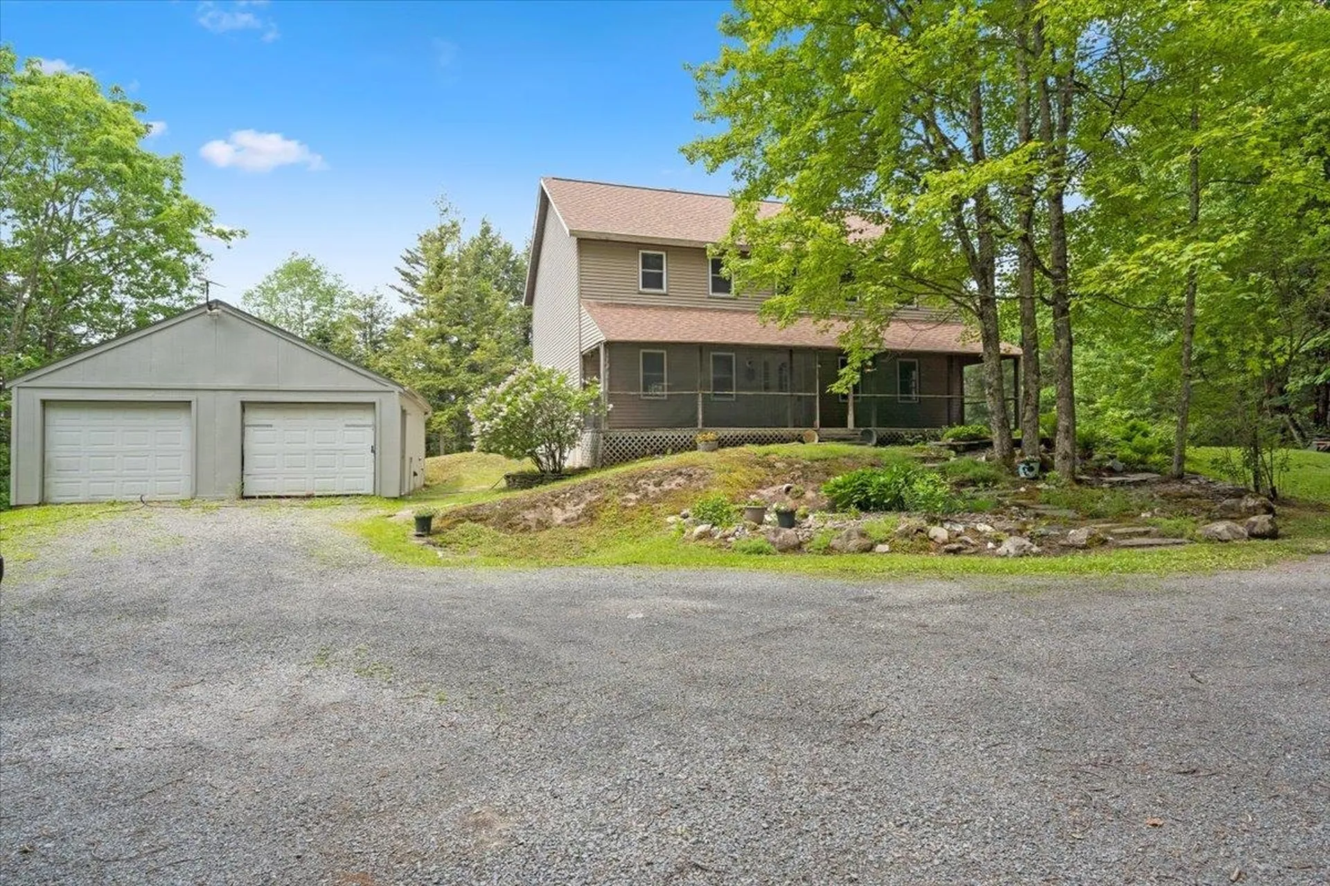 10 Castle Hill Lane Westford VT 05494