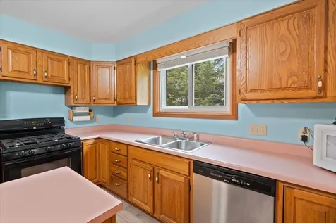 10 Castle Hill Lane Westford VT 05494