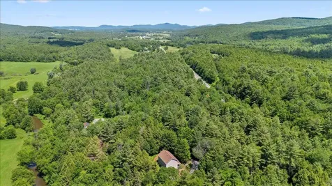 10 Castle Hill Lane Westford VT 05494