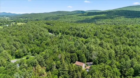 10 Castle Hill Lane Westford VT 05494