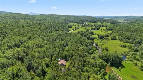 10 Castle Hill Lane Westford VT 05494