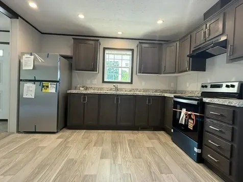 70 Norwich Place Londonderry NH 03053