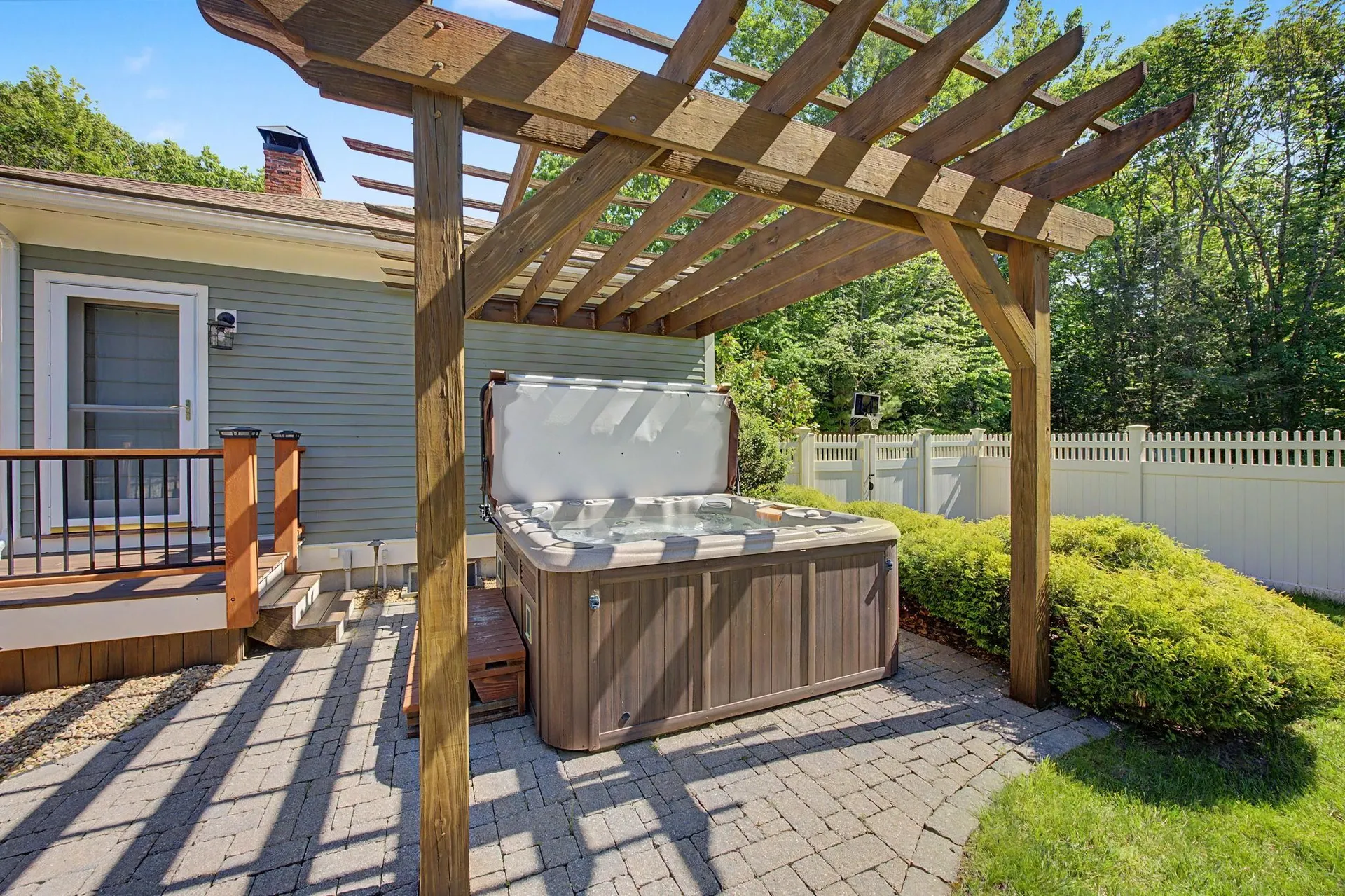 93 Wells Village Road Chester NH 03036