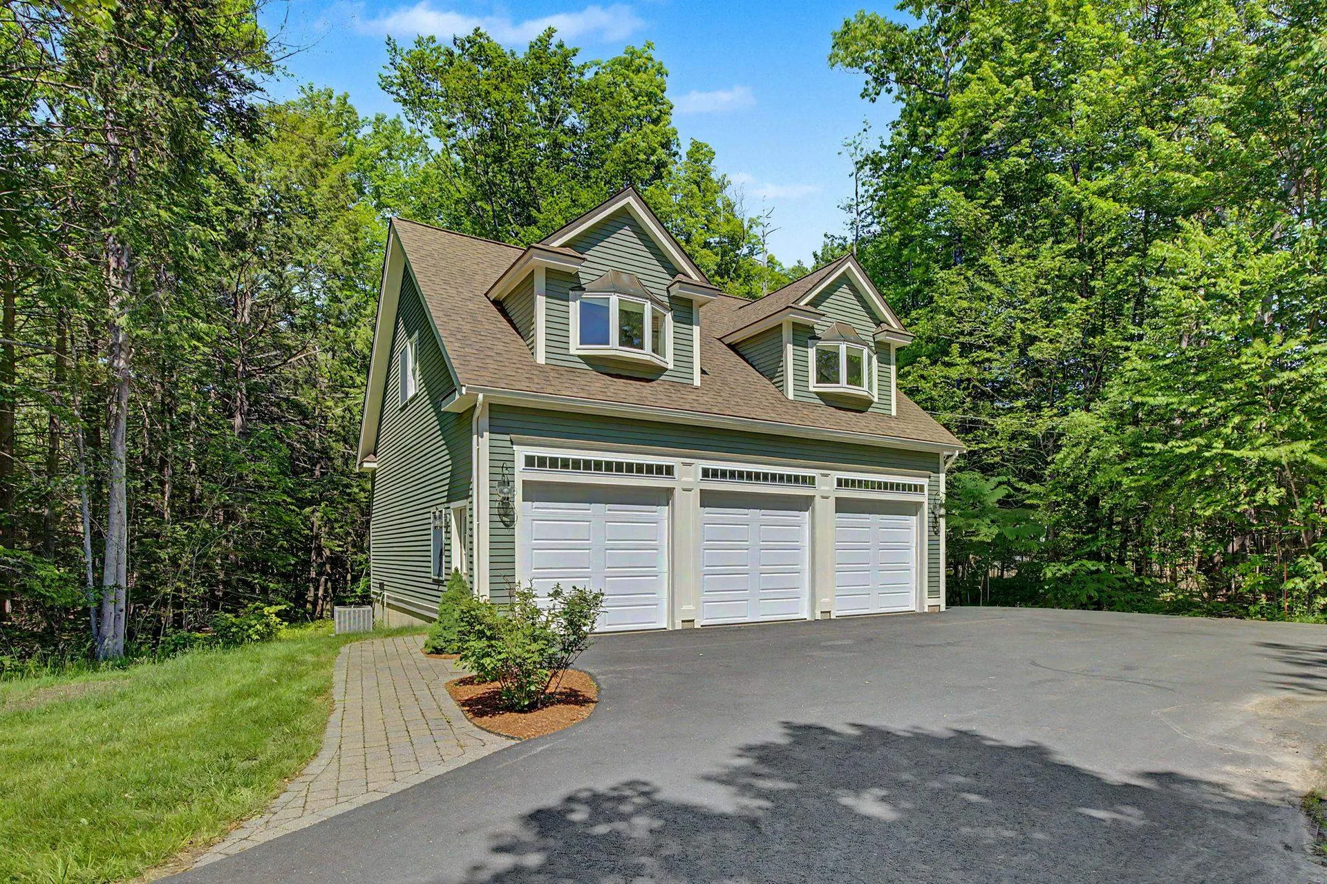 93 Wells Village Road Chester NH 03036