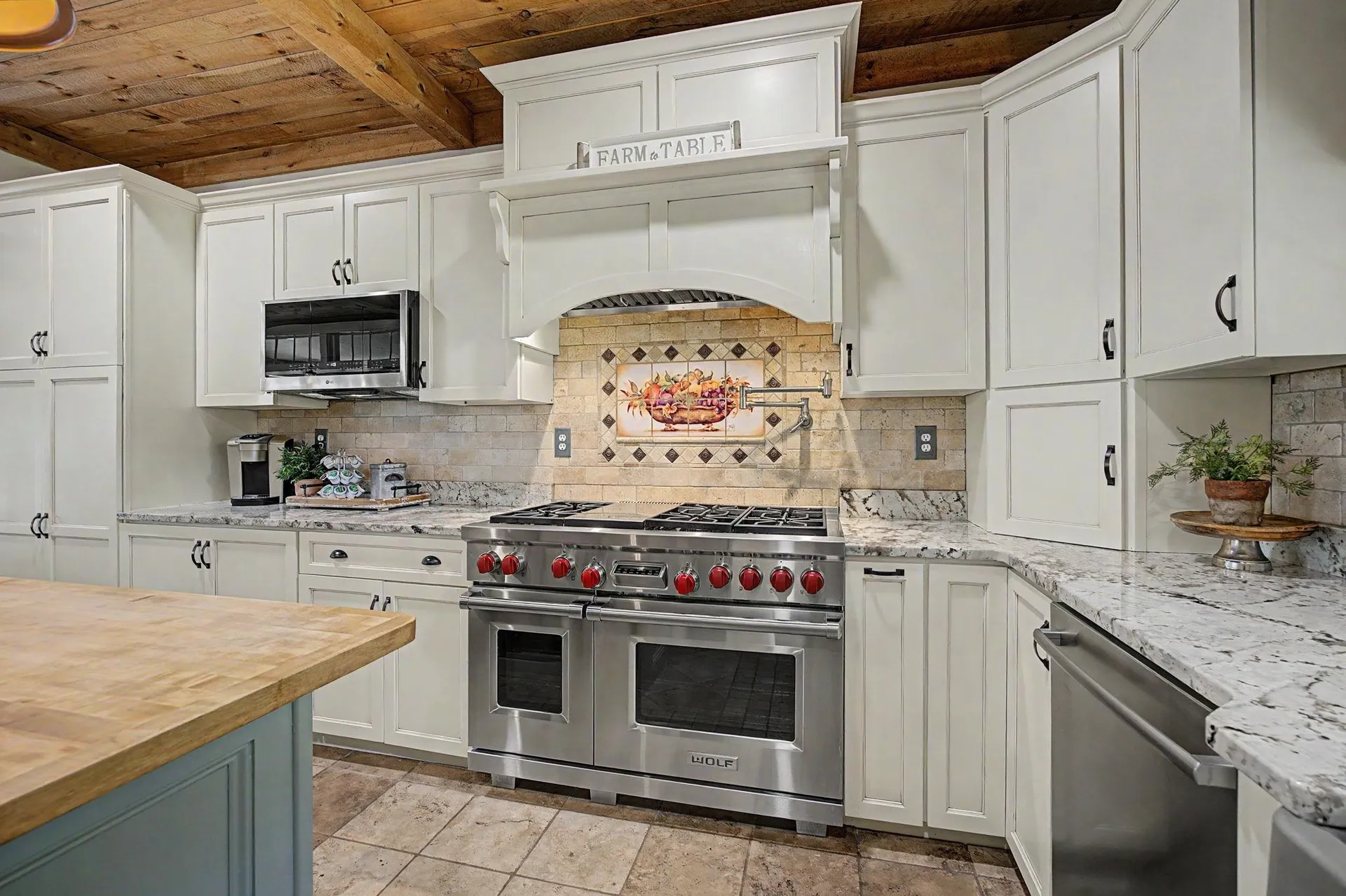 93 Wells Village Road Chester NH 03036