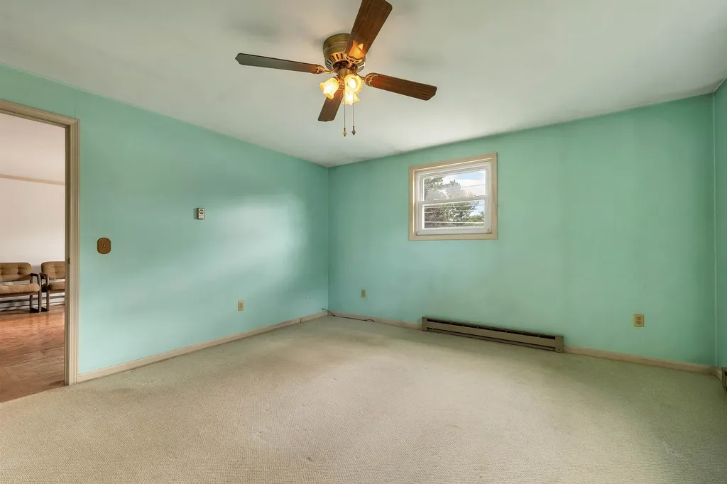 244 Pine Street Laconia NH 03246