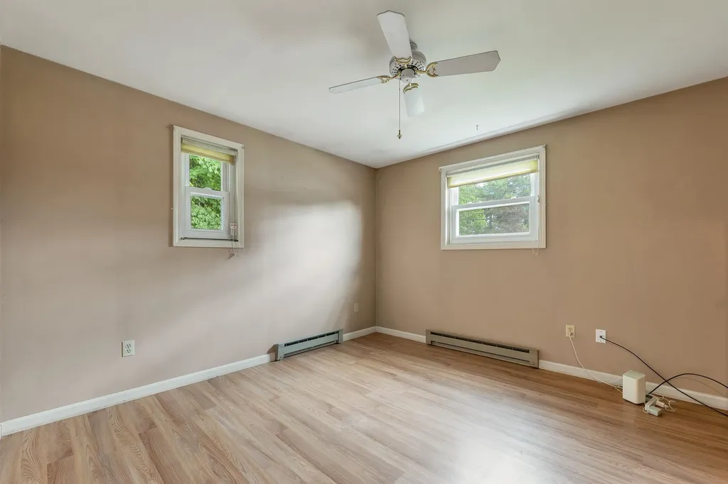 244 Pine Street Laconia NH 03246