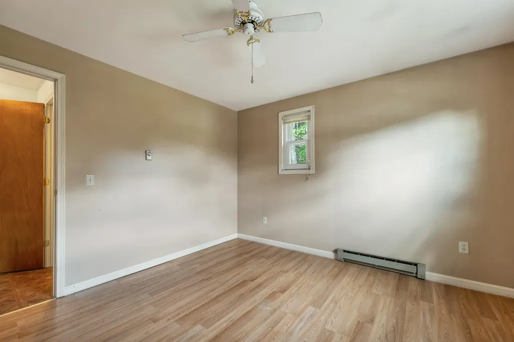 244 Pine Street Laconia NH 03246