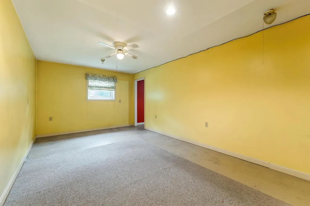 244 Pine Street Laconia NH 03246