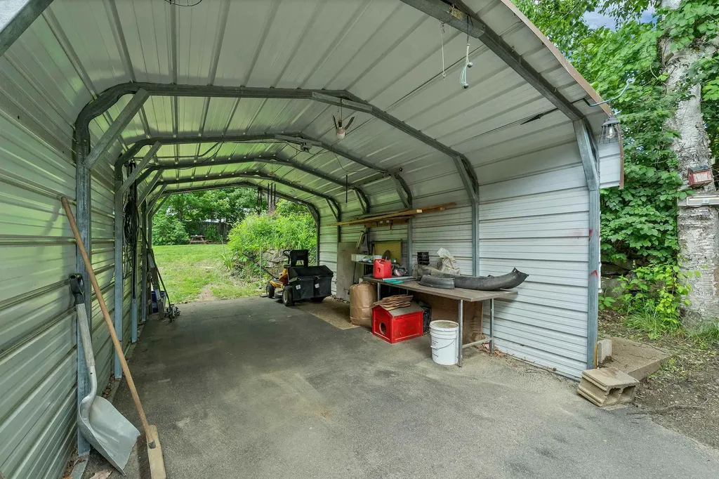 244 Pine Street Laconia NH 03246