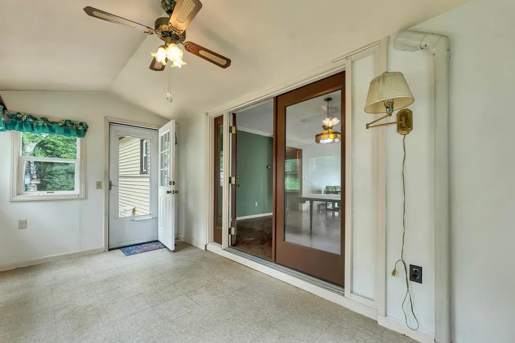 244 Pine Street Laconia NH 03246