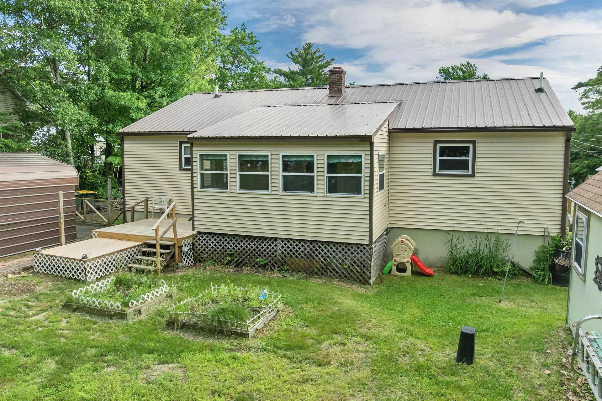 244 Pine Street Laconia NH 03246