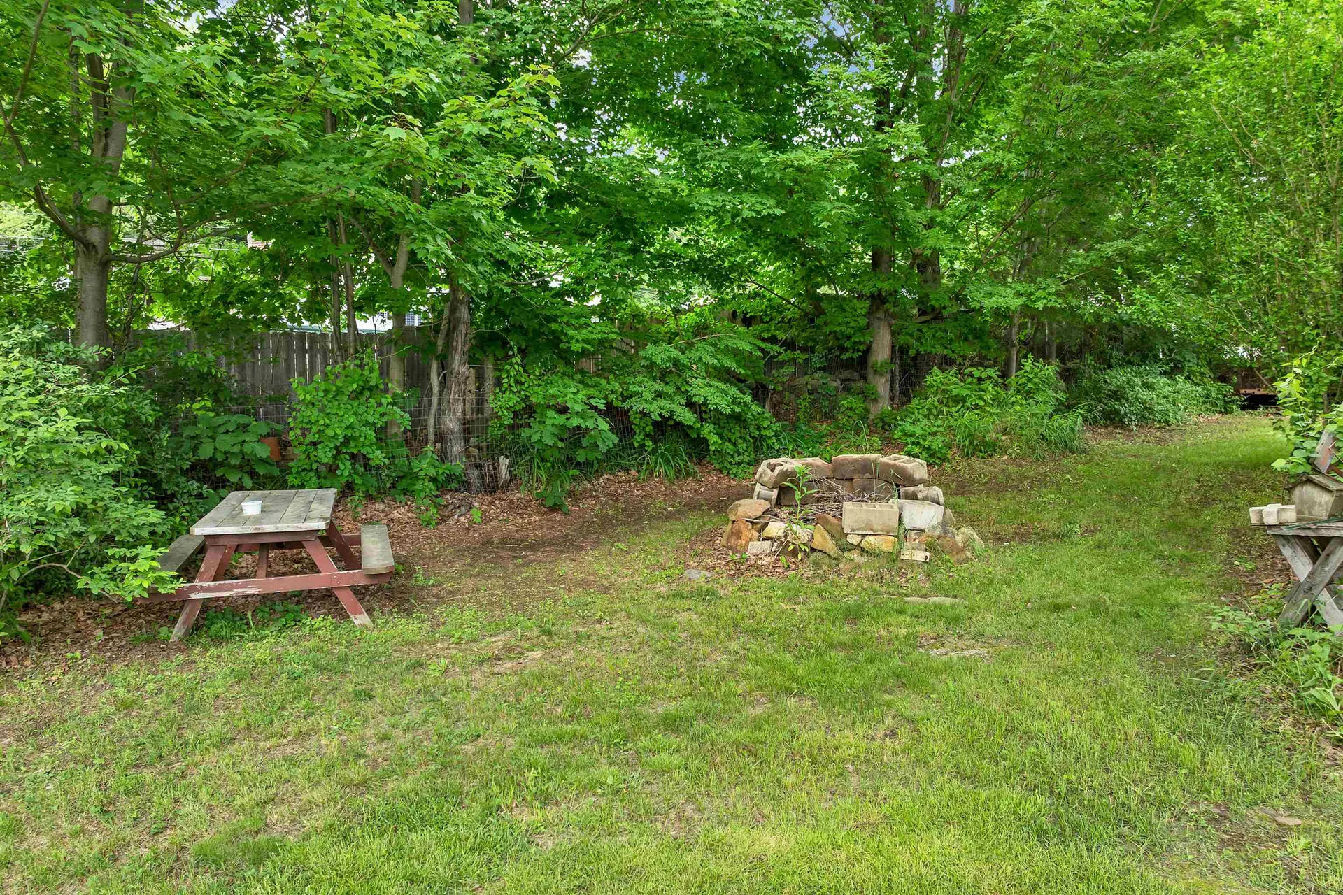 244 Pine Street Laconia NH 03246