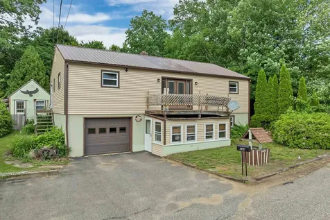 244 Pine Street Laconia NH 03246