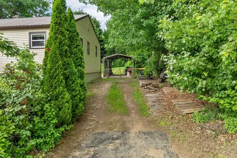 244 Pine Street Laconia NH 03246