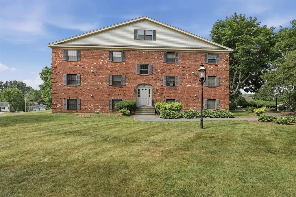 1 Bristol Court Derry NH 03038