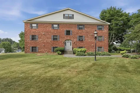 1 Bristol Court Derry NH 03038