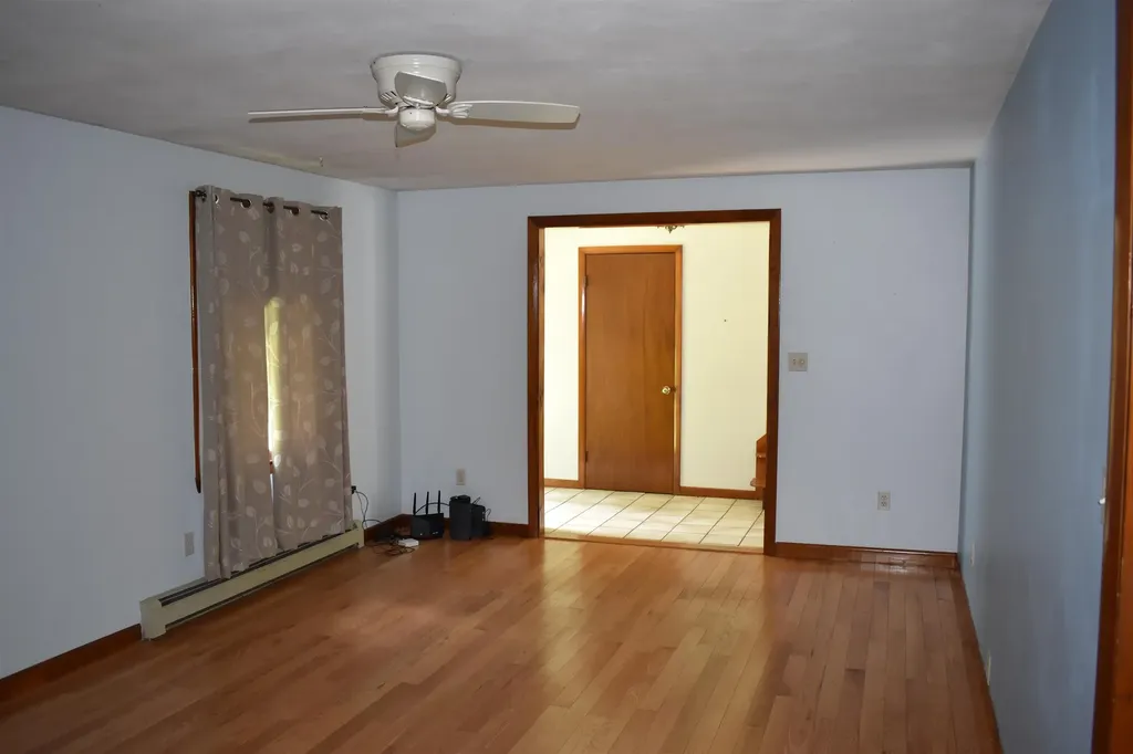 1 Whitneys Cove Derry NH 03038