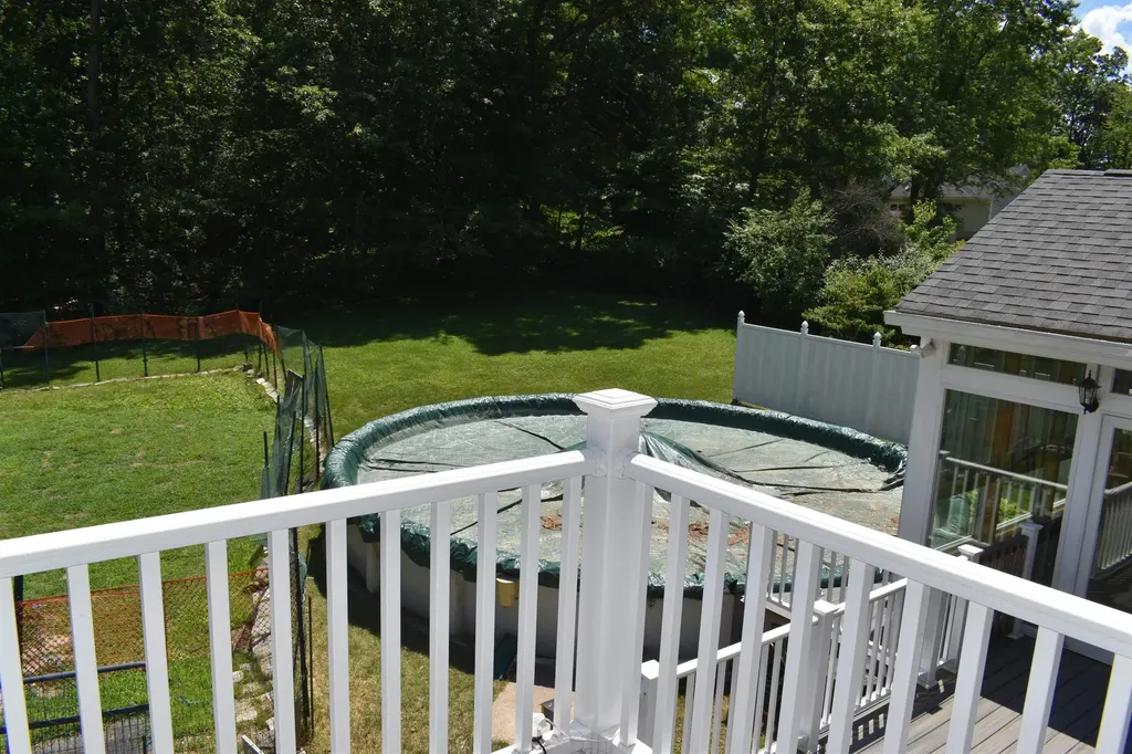 1 Whitneys Cove Derry NH 03038