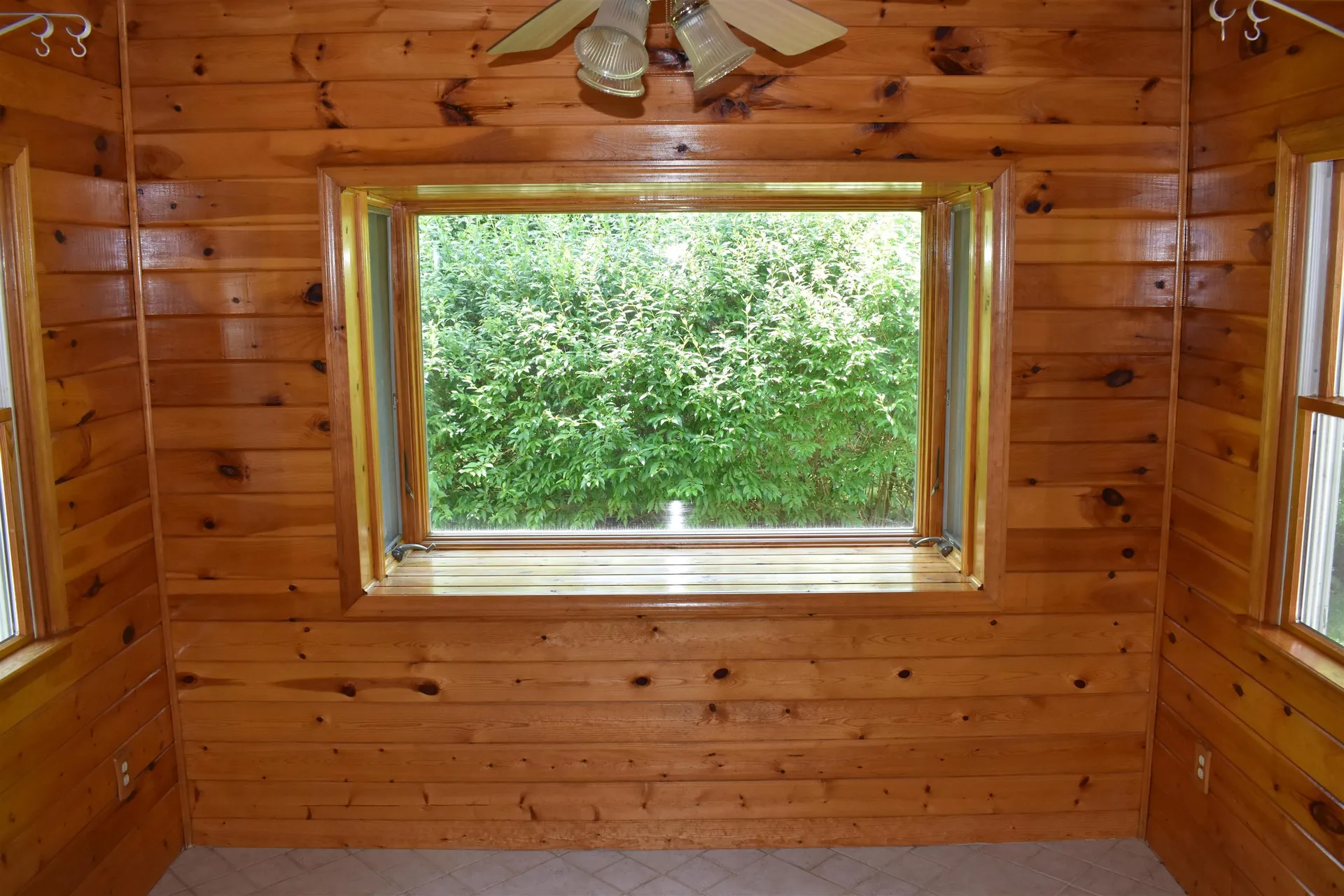 1 Whitneys Cove Derry NH 03038