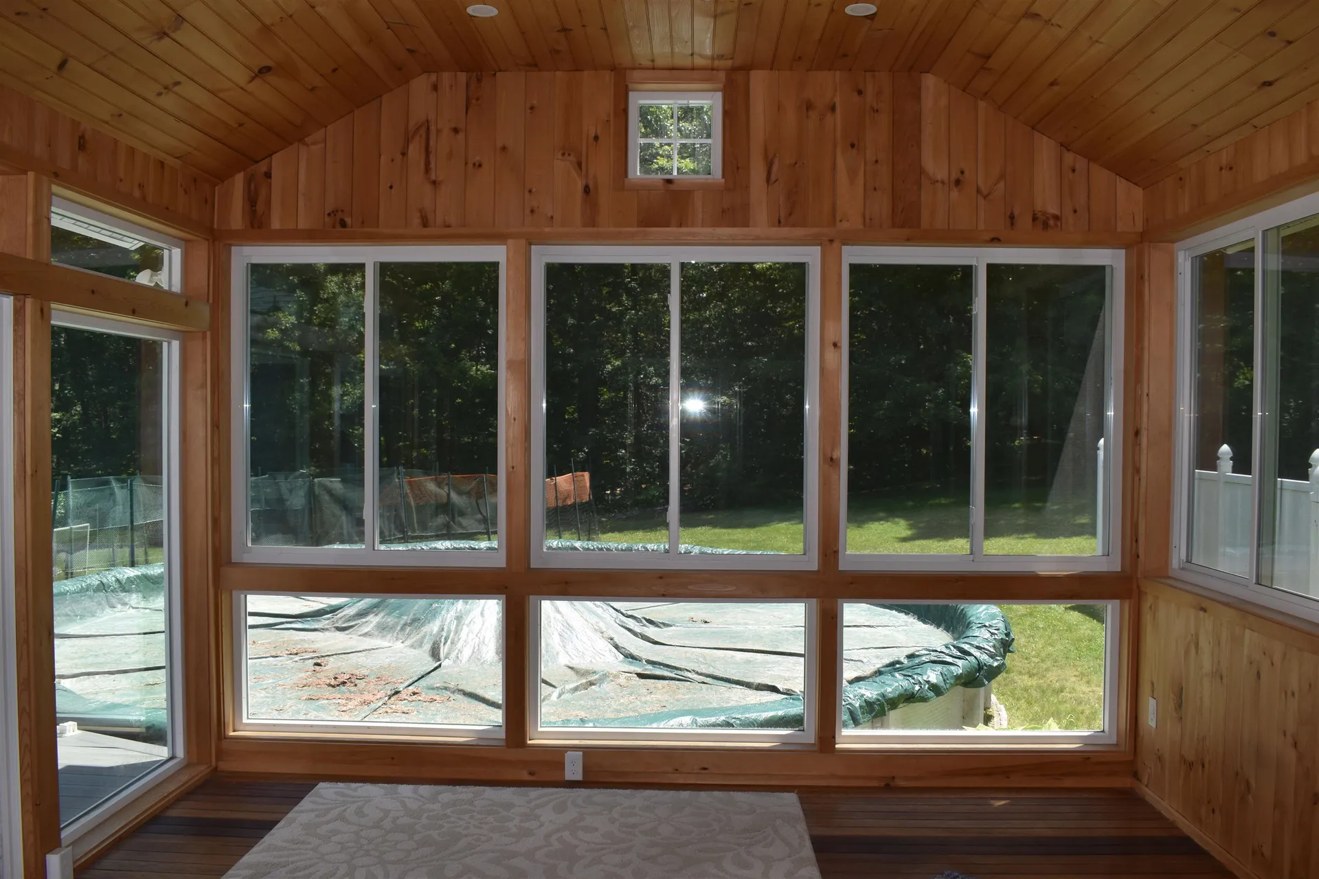 1 Whitneys Cove Derry NH 03038