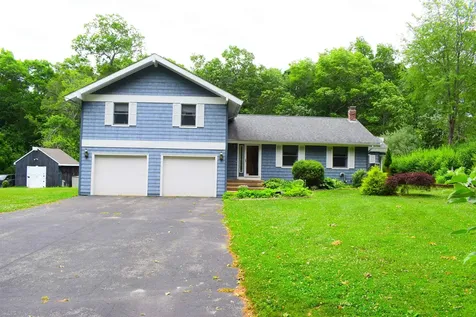 1 Whitneys Grove Derry NH 03038