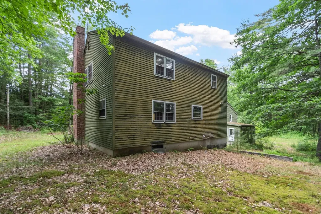 8 Naticook Road Merrimack NH 03054