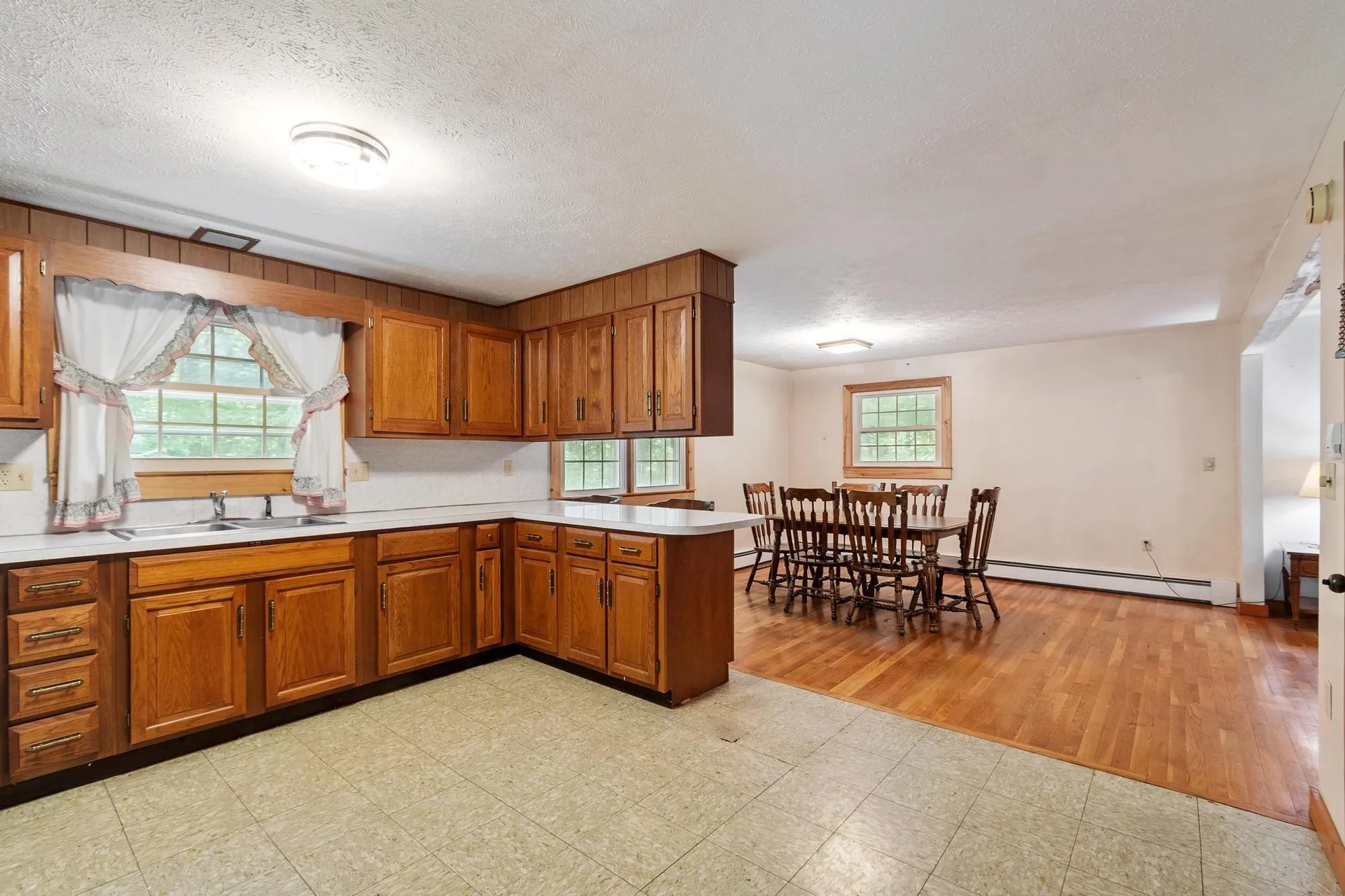 8 Naticook Road Merrimack NH 03054