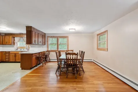 8 Naticook Road Merrimack NH 03054
