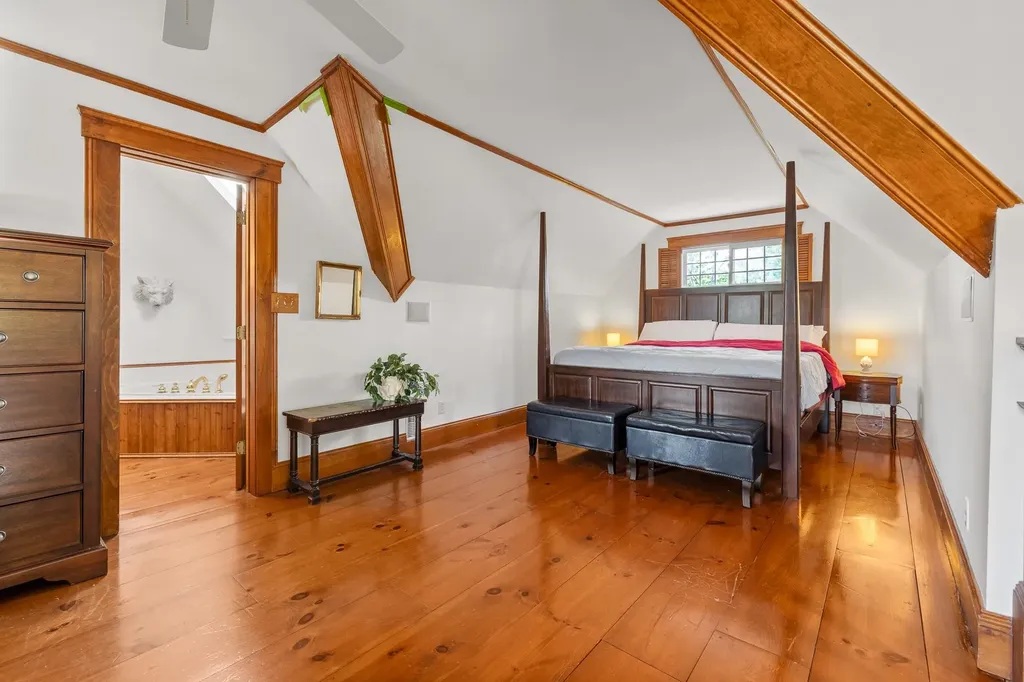238 Seminary Avenue Manchester VT 05254