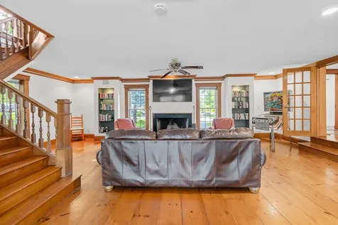 238 Seminary Avenue Manchester VT 05254