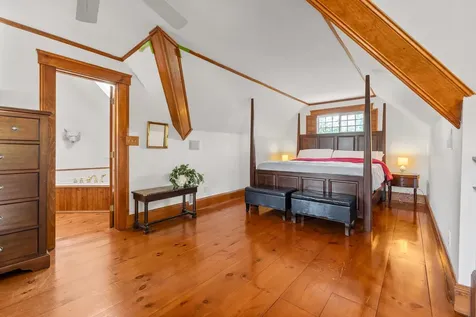 238 Seminary Avenue Manchester VT 05254