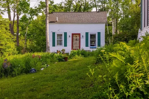 238 Seminary Avenue Manchester VT 05254
