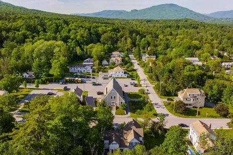 238 Seminary Avenue Manchester VT 05254