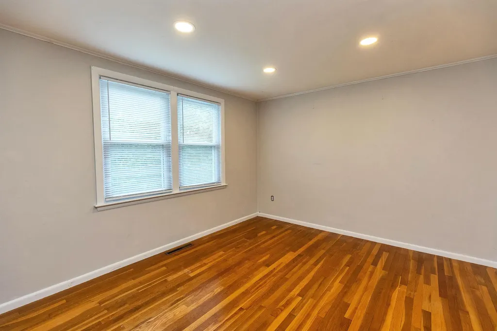 29 Goyette Drive Peterborough NH 03458