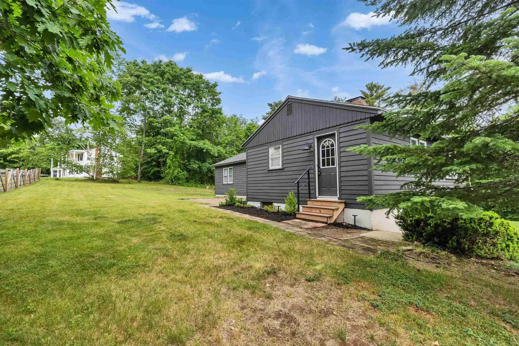 29 Goyette Drive Peterborough NH 03458