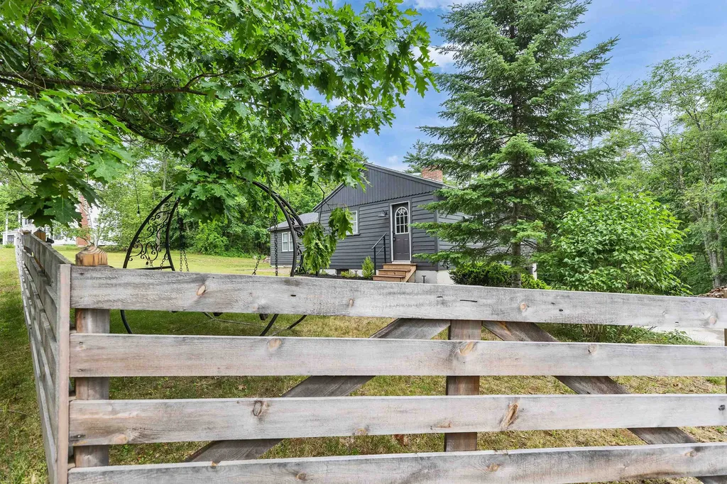 29 Goyette Drive Peterborough NH 03458