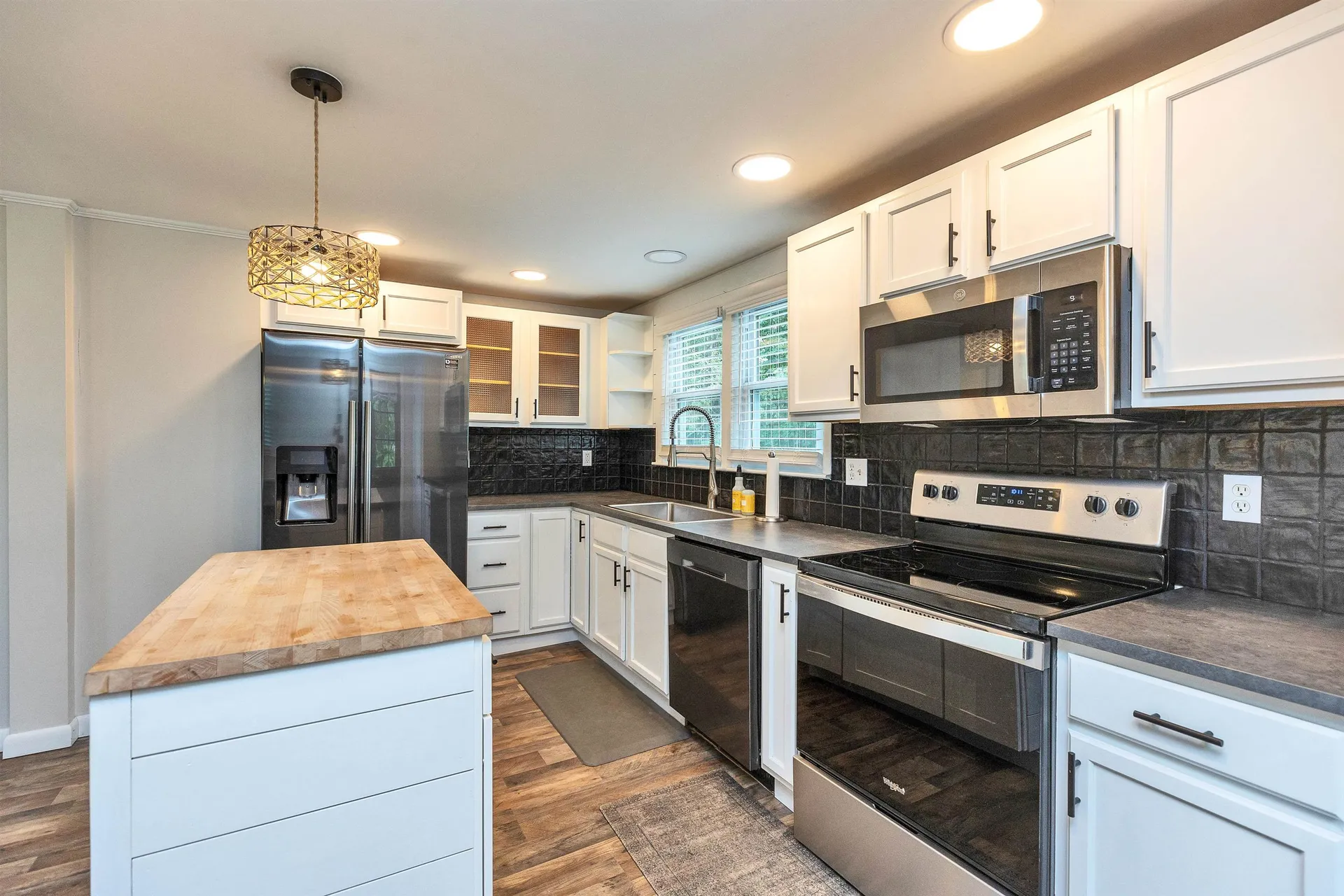 29 Goyette Drive Peterborough NH 03458