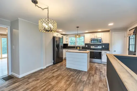 29 Goyette Drive Peterborough NH 03458
